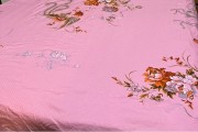 壬水命女长大后，乡愁是一张丑丑的床单